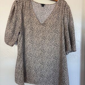 LOFT Black and Cream Patterned Blouse